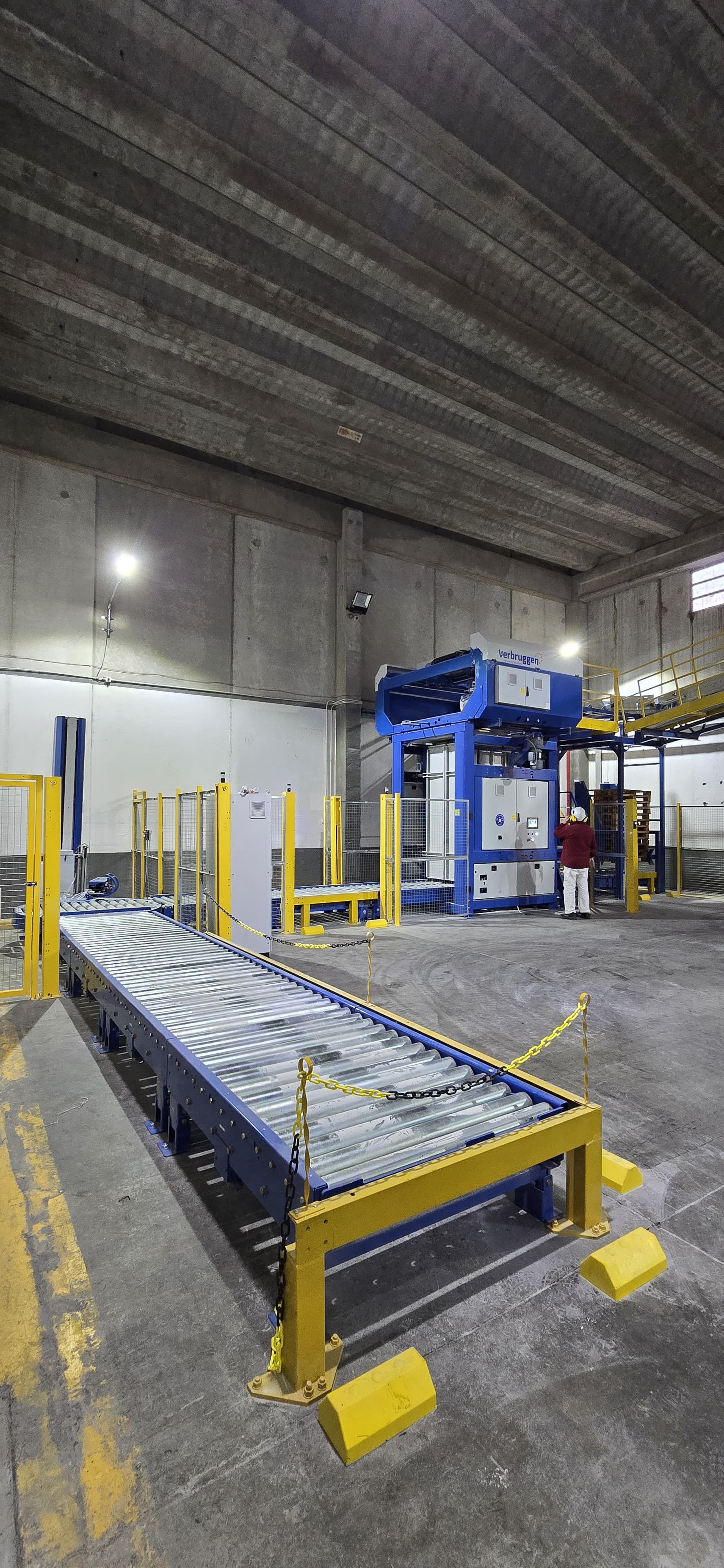 Sistema de paletizado en operación